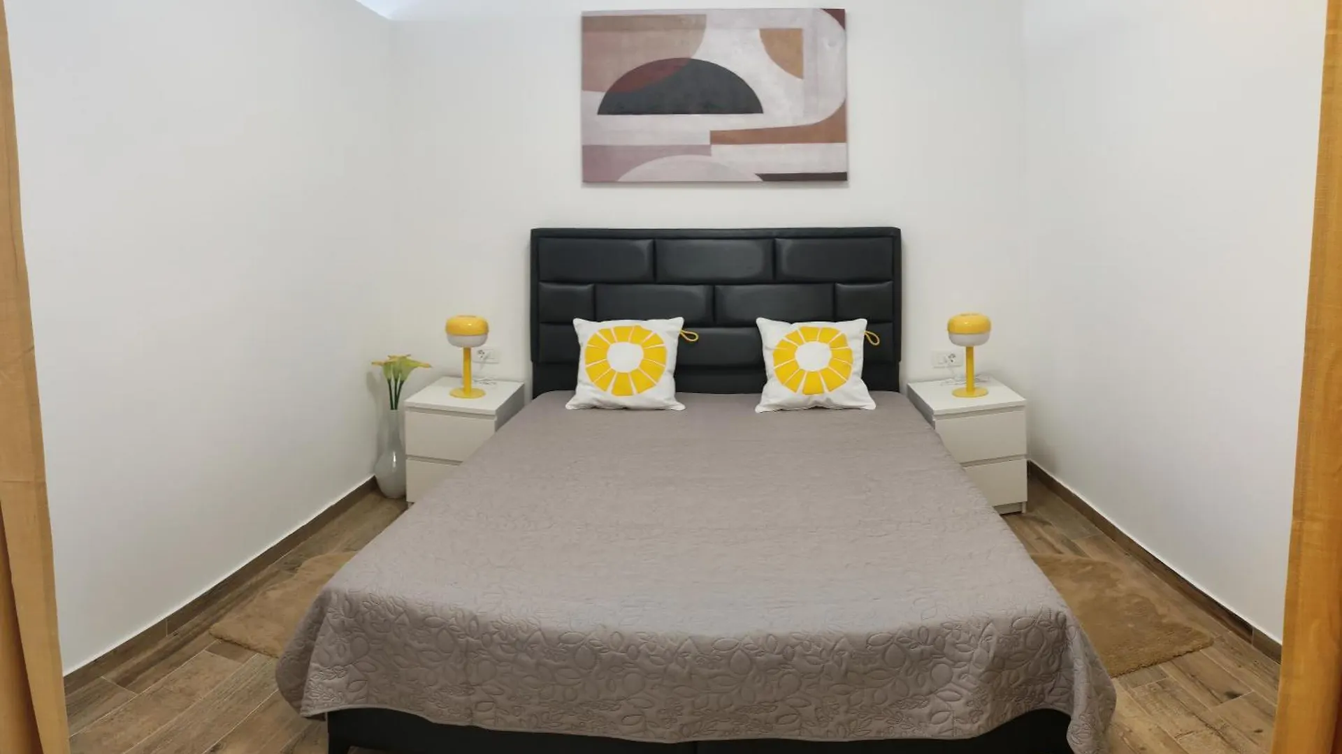 Melrose Apartments Novi Vinodolski Croatia
